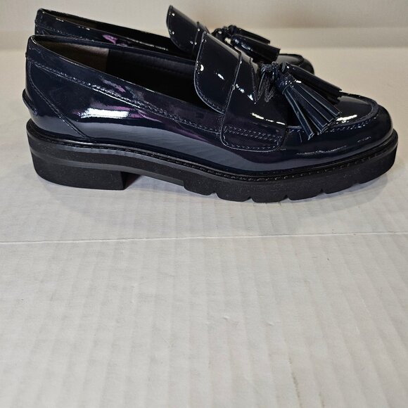 Stuart Weitzman, Adriana Navy Patent Leather Tassel Loafers New Condition - Picture 4 of 9